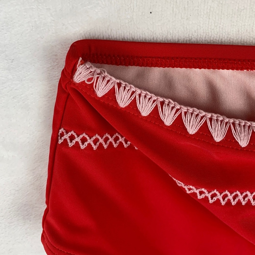 NWT Cupshe Red & White Embroidered High Waisted Tie Back Bikini Set Size Medium - Picture 5 of 7